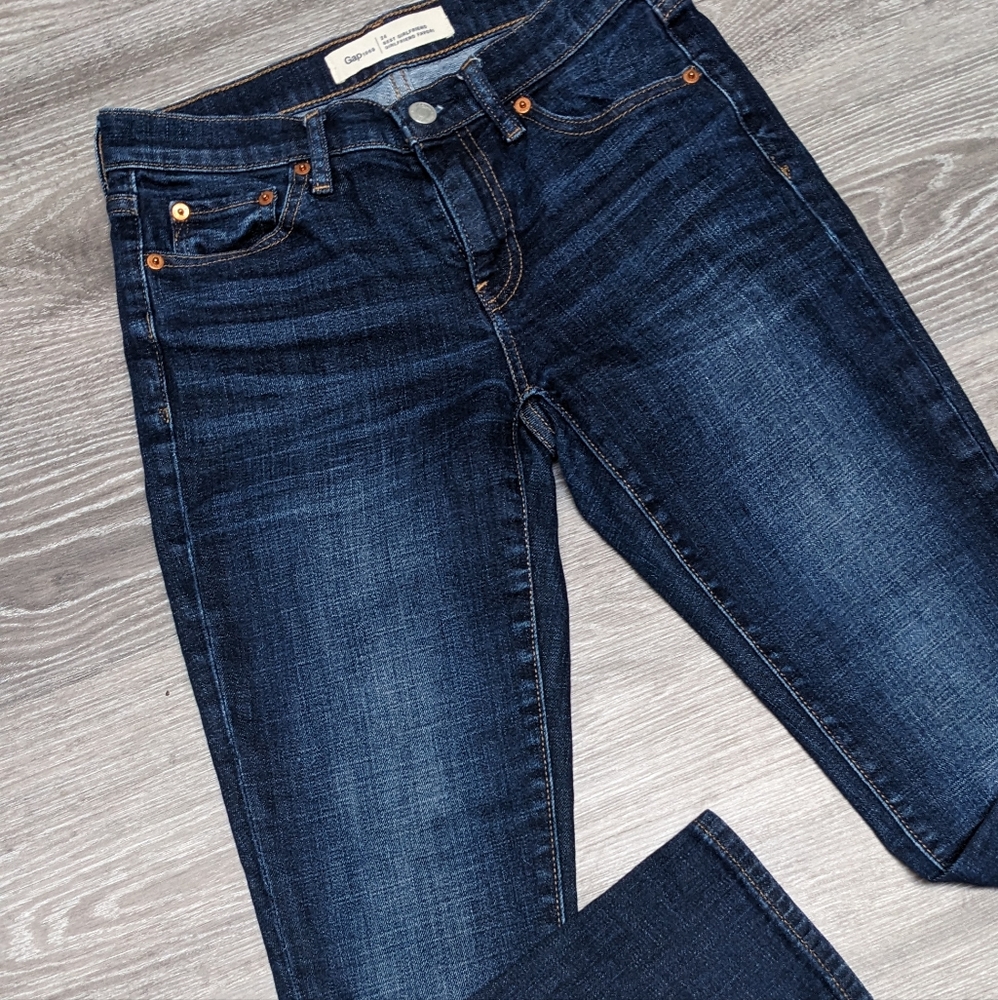GAP Best Girlfriend Jeans 24, New Condition